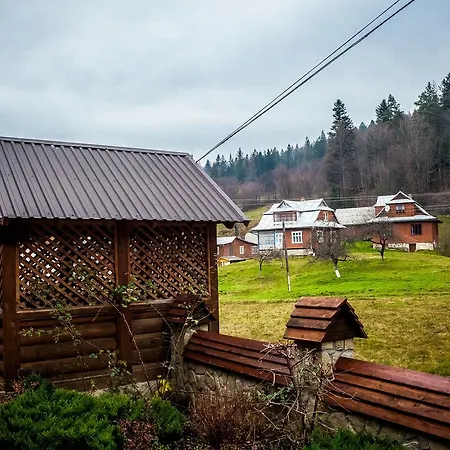 Otel Na Penkah Yaremche