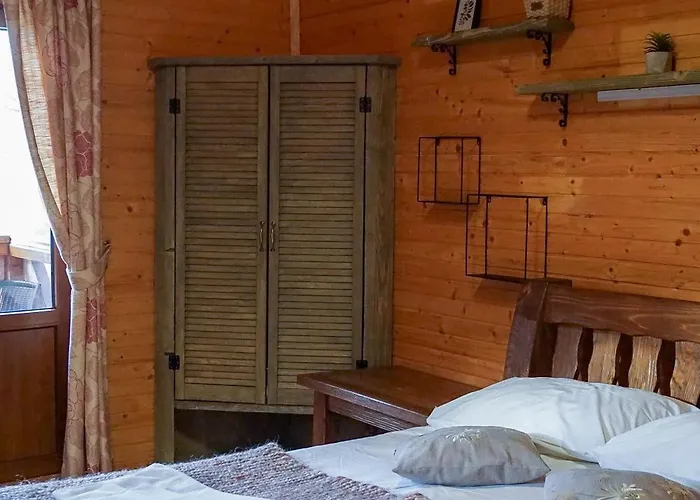 Na Penkah 2* Γιαρέμτσε